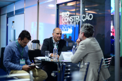 Crédito - Above Studios