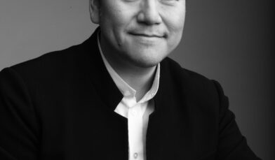 EUI-SUNG YI